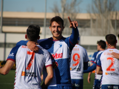 Guti y Altube celebran el 2-0 | CD Ebro / Adrián Monserrate